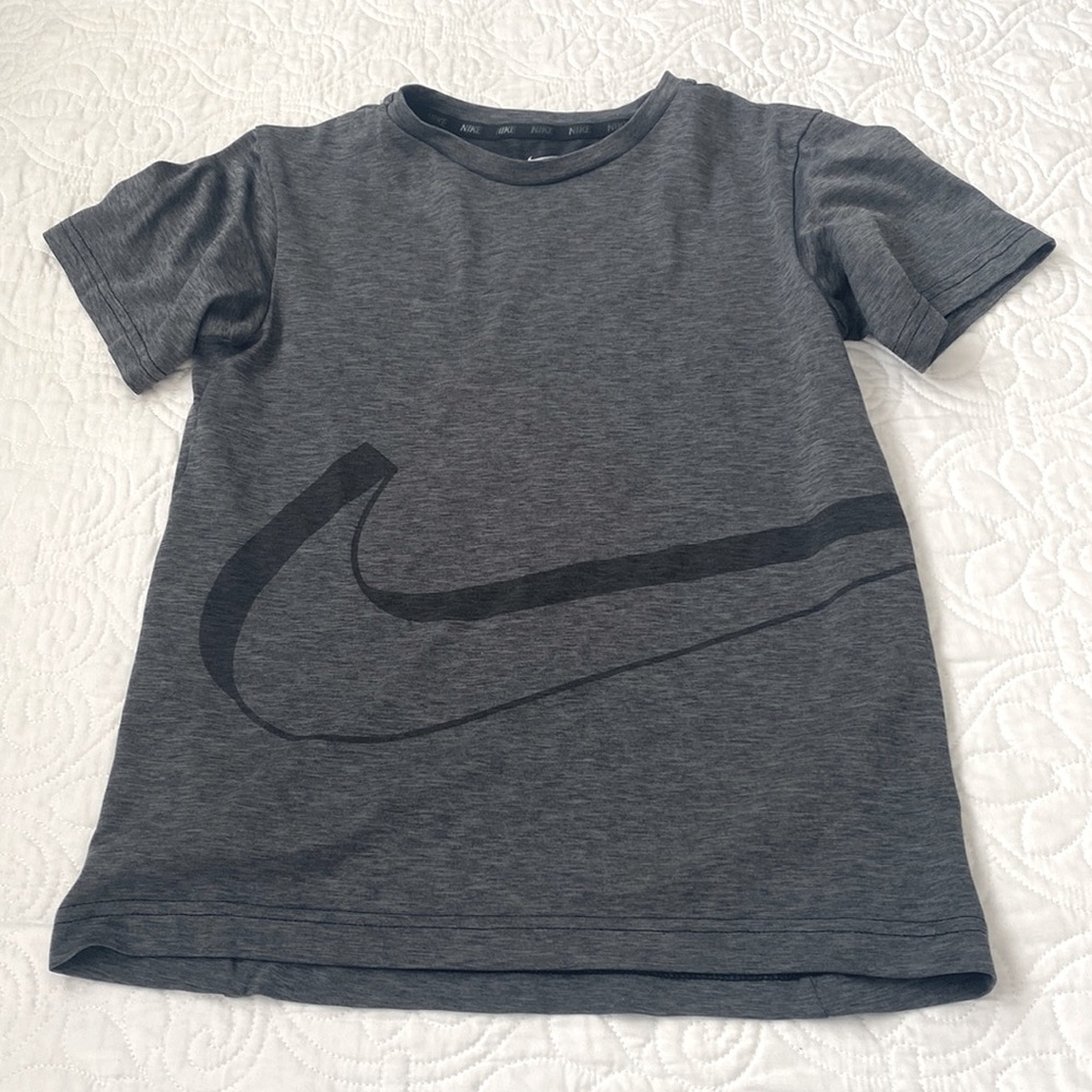 Nike Dri-fit t-shirt